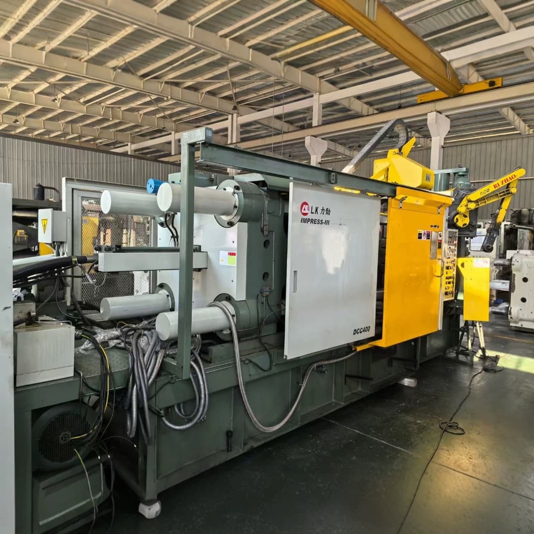Used die-casting machine for sale: imported cold-type aluminum die-casting machine from Lijing, Yizumi, Haitian, Toshiba, and Dongyang.