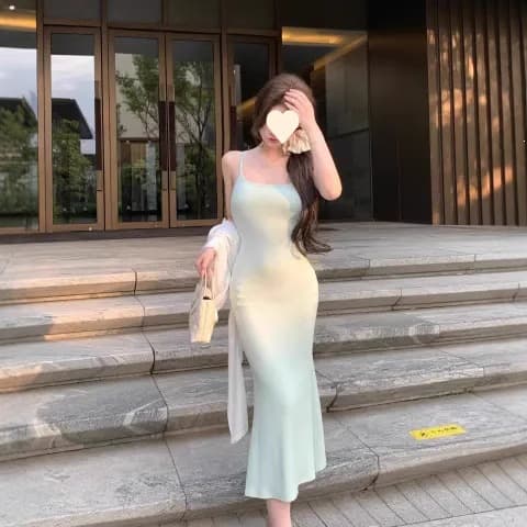 Figure-hugging waist-cinching elegant pencil dress with spaghetti straps, solid color bodycon mermaid maxi dress for summer 2026