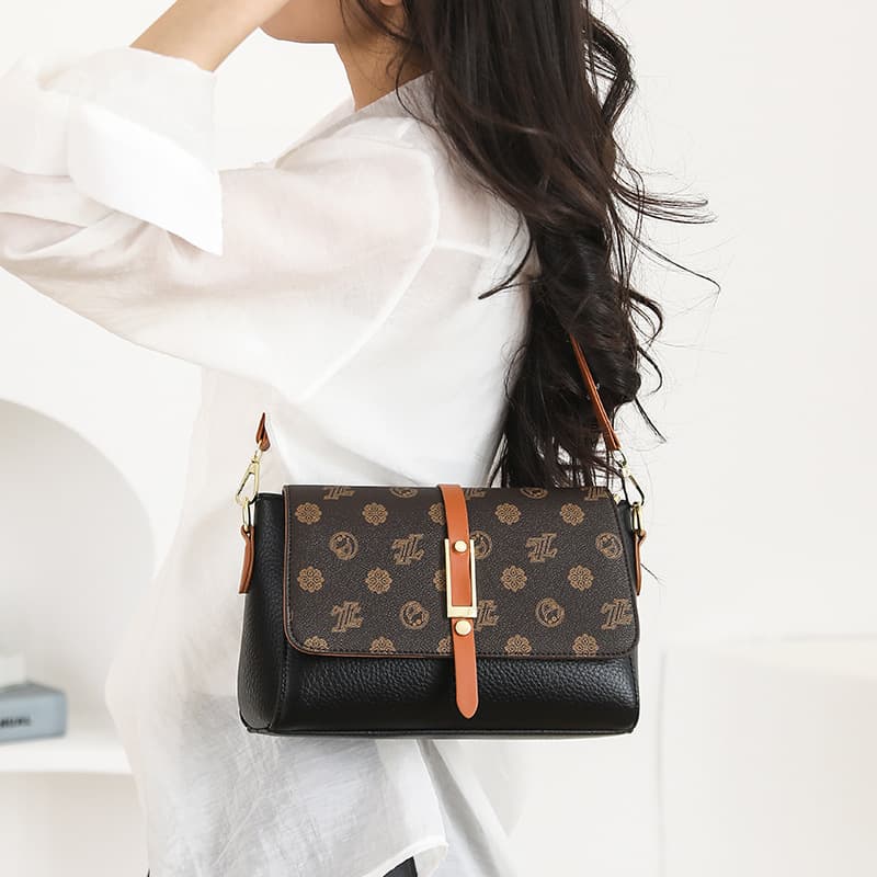2024 Autumn Winter Premium Small Square Bag Casual High-End Versatile Women's Shoulder Bag Commuter Crossbody Handbag