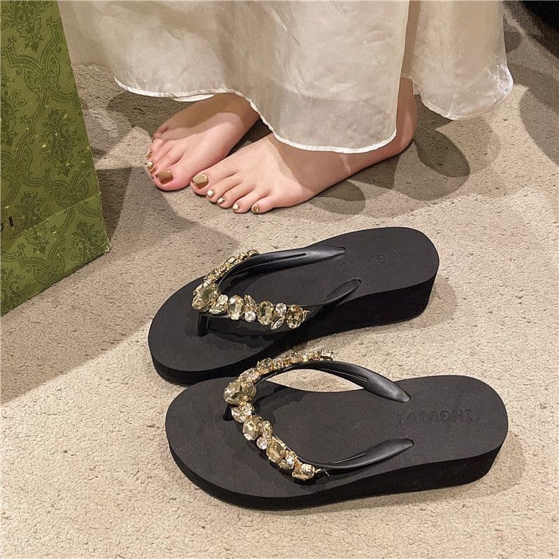 2026 Summer New French Style Versatile Flip Flops for Women, Thick Sole Heightening Rhinestone Chain Vacation Beach Sandals