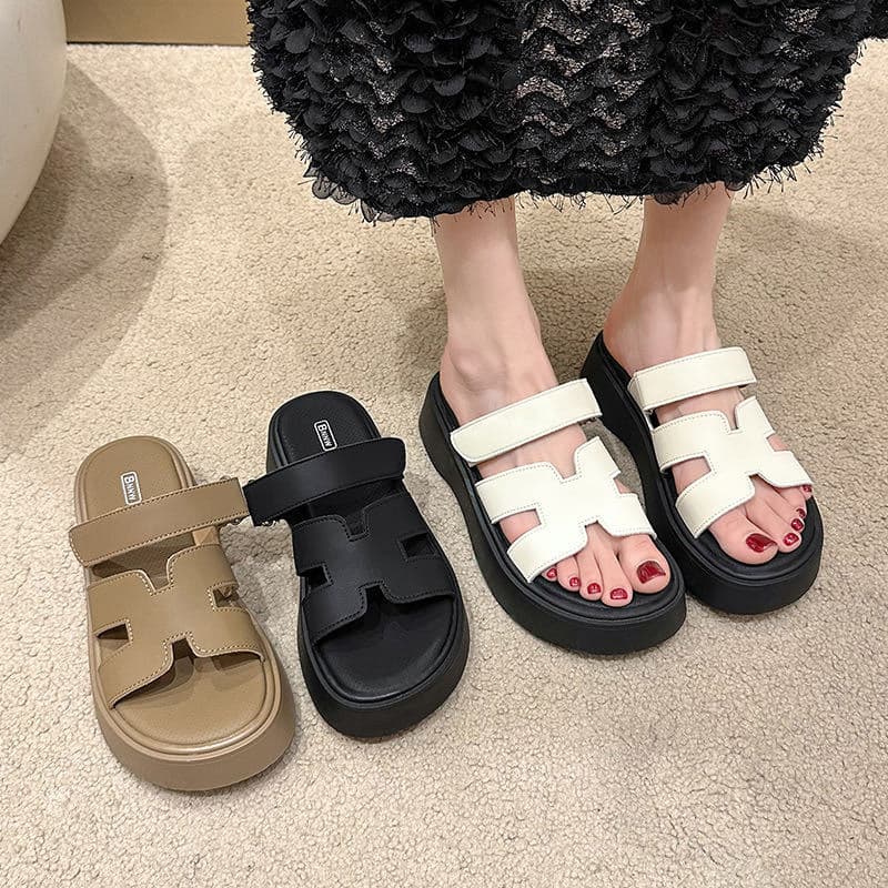 Trendy Women's Summer Outdoor Casual Magic Stick Genuine Leather Sandals Thick Bottom Versatile Beach Slippers Microfiber