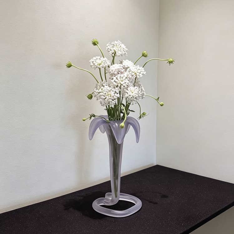 Vintage Niche Premium Iris Vase Sample Room Homestay Living Room Bedroom Bedside Artistic Flower Vessel Decorative Ornament
