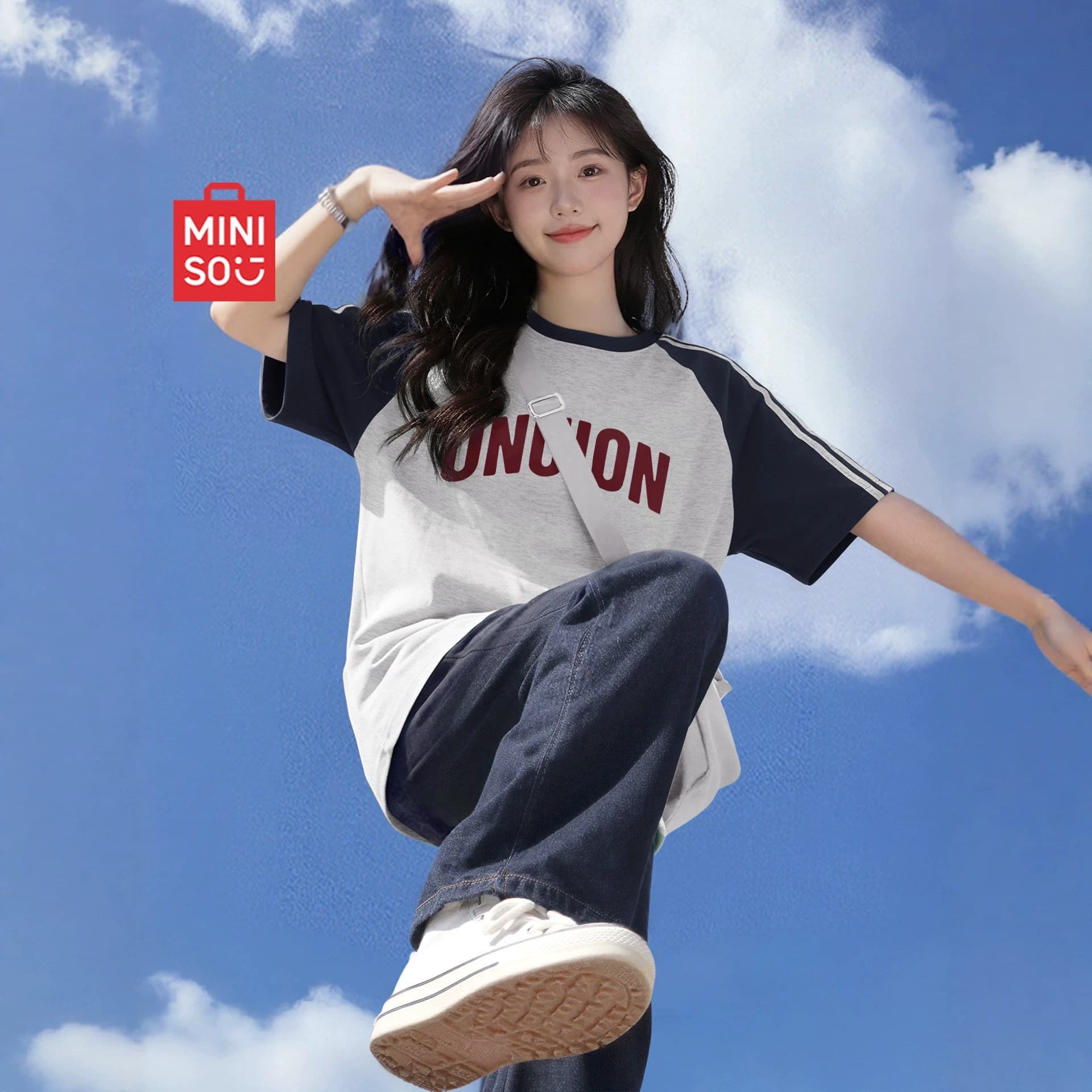Short-sleeved women's t-shirt 2026 new summer splicing striped half-sleeved American retro top for small people D