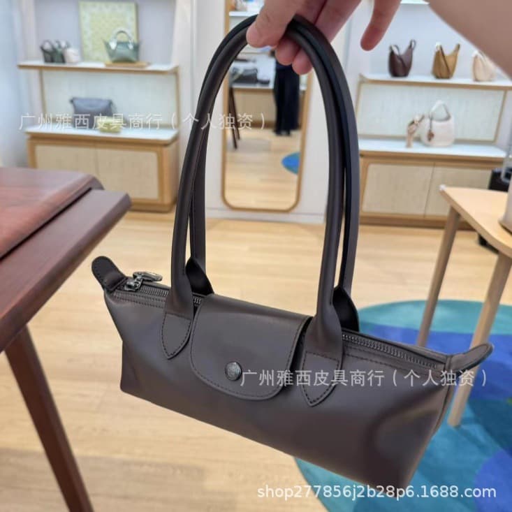 French Longxiang bag 2026 new women's bag baguette bag dumpling bag shoulder bag niche armpit bag handbag