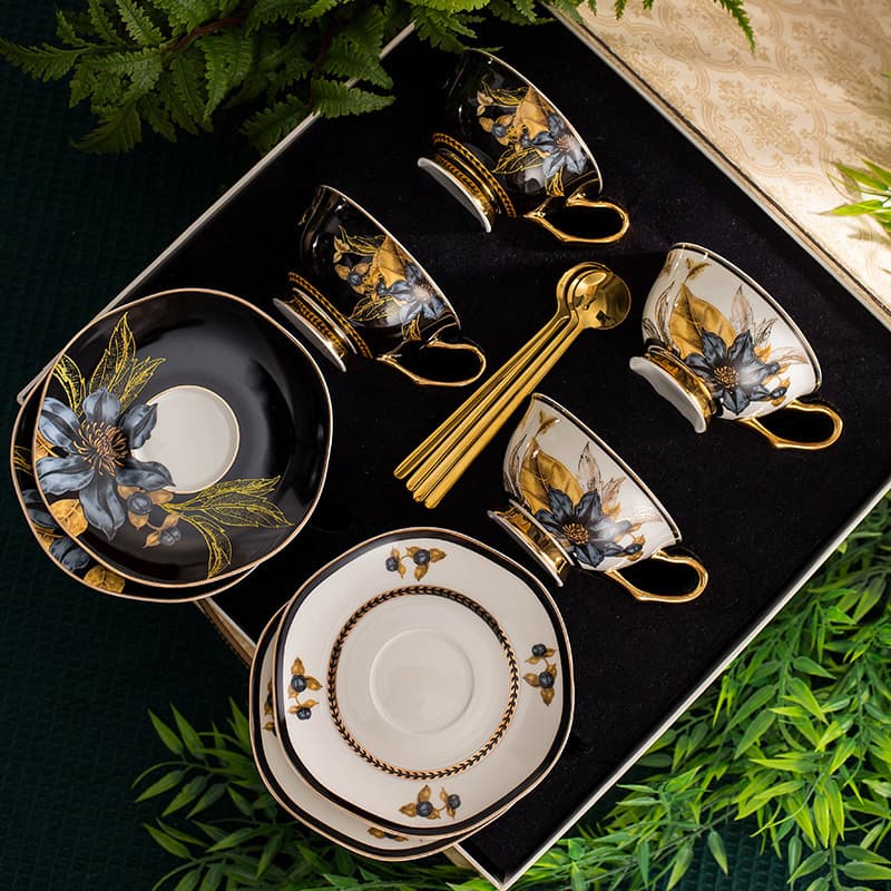 Elegant European-style Ceramic Coffee Cup and Saucer Set, Home Afternoon Tea Gift Box, Present and Souvenir