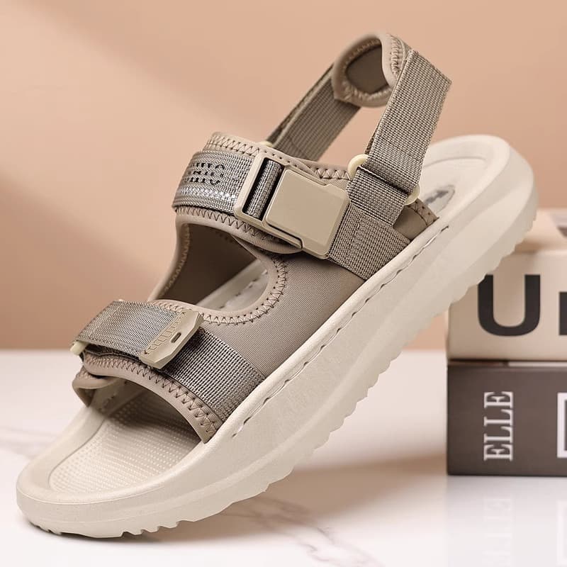 Men's Summer 2025 Casual Thick Bottom Sandals Breathable Hollow Out Design Beach Shoes Driving Outerwear Sports Sandals