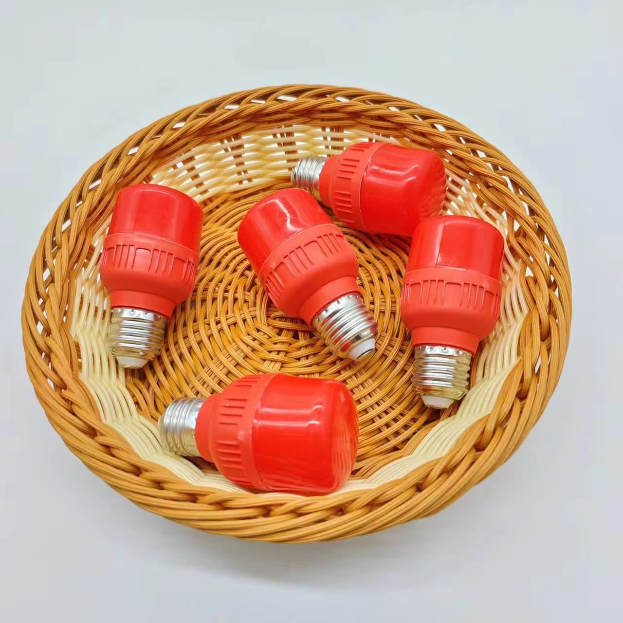 LED 10W red high-rich-handsome bulb New Year festive 220V Christmas decorative bulb one-yuan supply