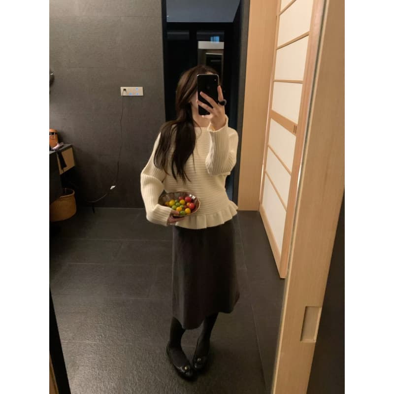 Korean-style fresh, simple, sweet, and youthful solid color ruffled waist-tie knit sweater, versatile, fitted, and slimming top for winter