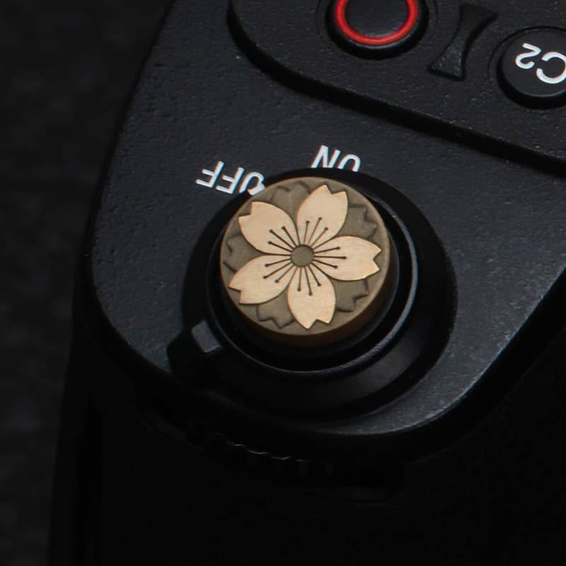 Compatible with Sony ZV-E10L II camera shutter button cap, A7M4, A6400, A7C2 hot shoe cover, ZV1 accessories