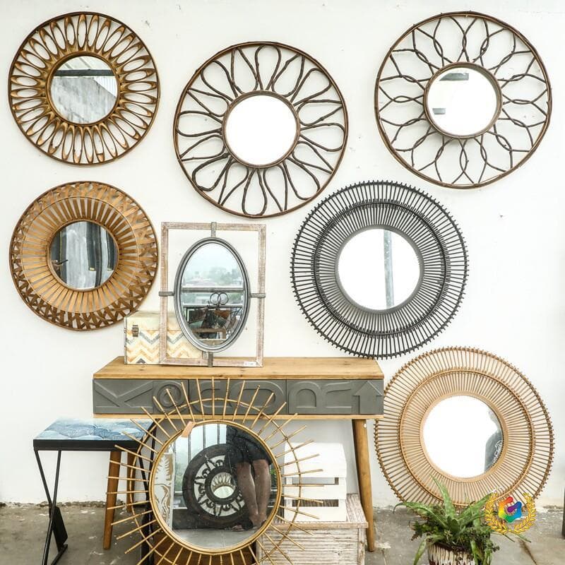 Collection of unique products - Bamboo, wood, rattan and iron crafts, retro frames, cosmetic mirrors, dressing mirrors, decorative hanging mirrors