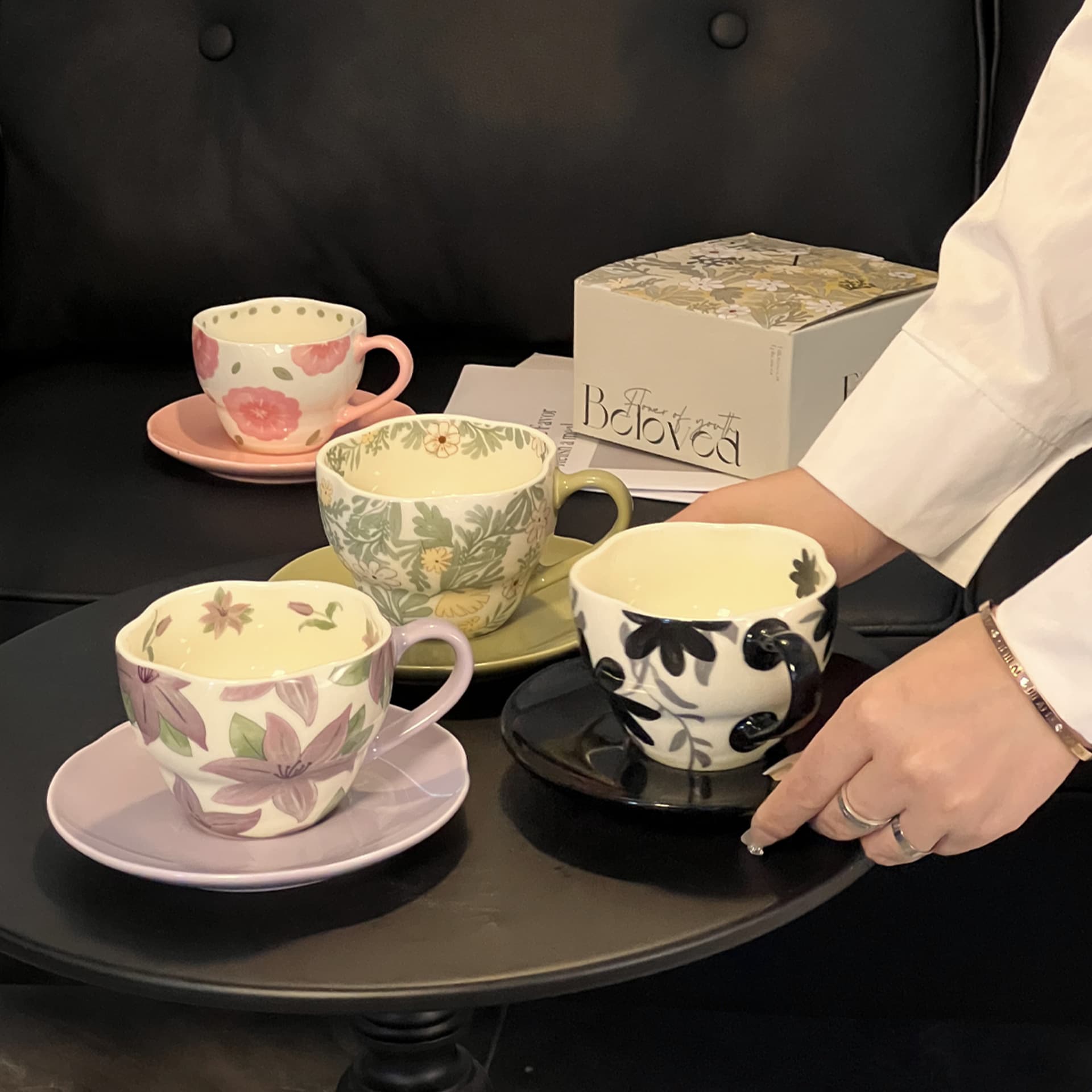 Coffee Cup and Saucer Gift Set Ceramic Mug Afternoon Tea Latte Cup Tea Cup Souvenir Practical and Beautiful Water Cup