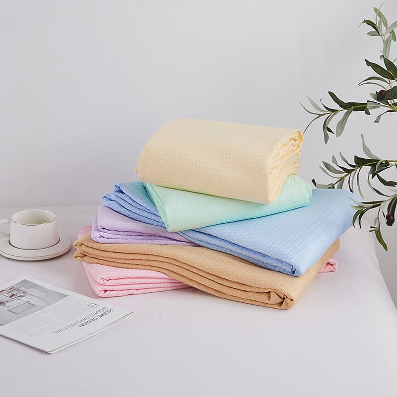 2025 New Diamond Pattern Bamboo Fiber Cover Blanket, School Dorm Home Minimalist Solid Color Blanket, Supports Cross-platform Drop Shipping