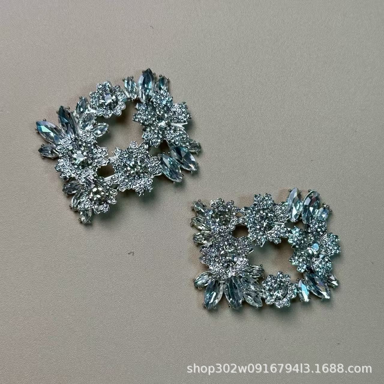New Rhinestone Pearl Shoe Flower Buckle In Stock Women's Shoe Decoration Button Clothing Hat Accessories Fashion Square Buckle European and American Style