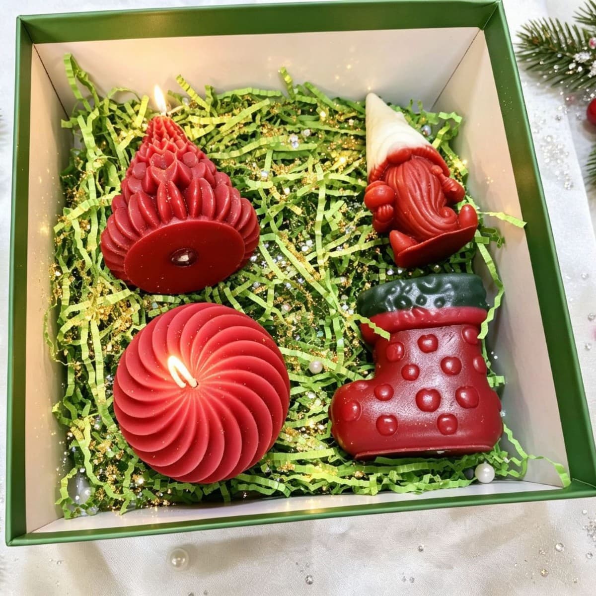 Wholesale Christmas Creative Handmade Scented Candle Gift Christmas Tree Shaped Aromatherapy Candle Gift Box Premium