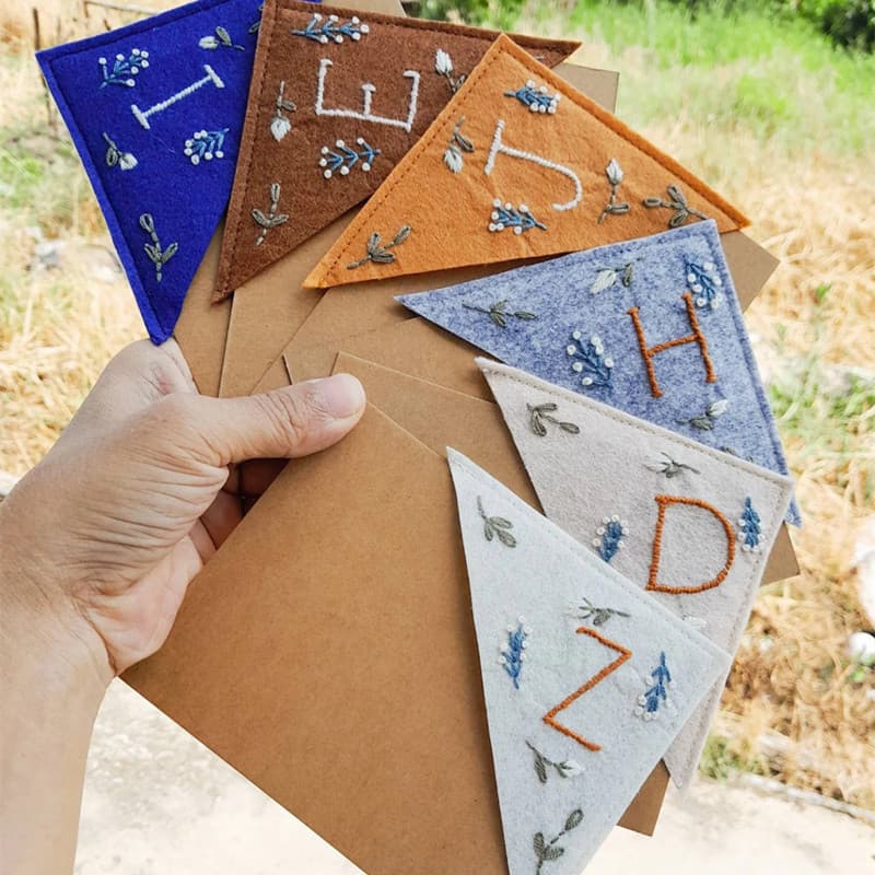 Cross-border Hot-selling Chinese-style 26 English Letters Embroidery Bookmark Personalized Hand-embroidered Book Corner Decoration