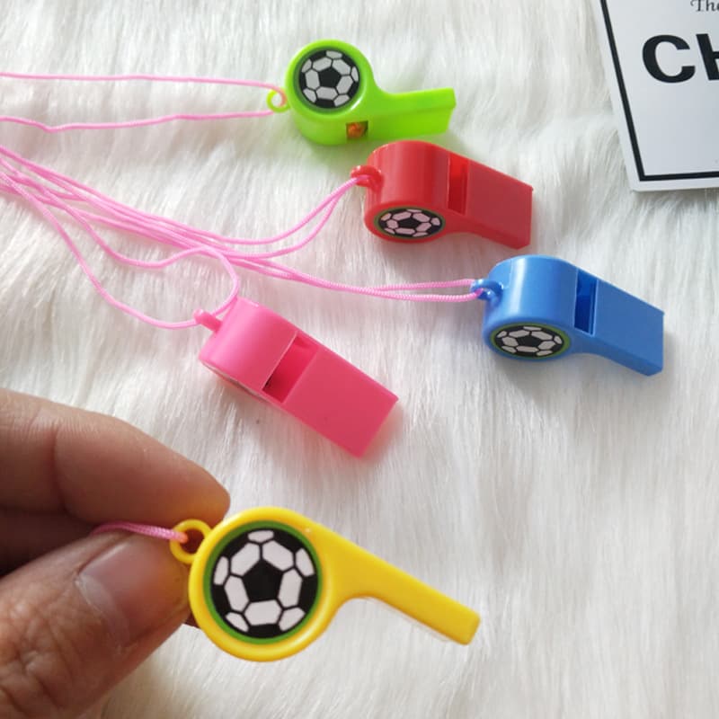 Football whistles, fan whistles, cheerleading props, children's new cross-border toys, street vendor wholesale.
