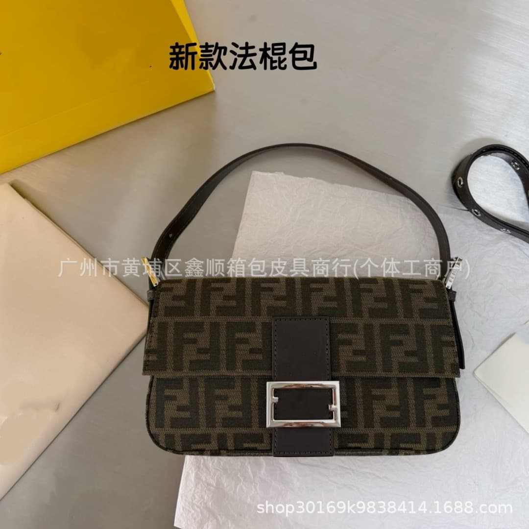 New cross-border foreign trade baguette bag fendi shoulder crossbody presbyopic bag