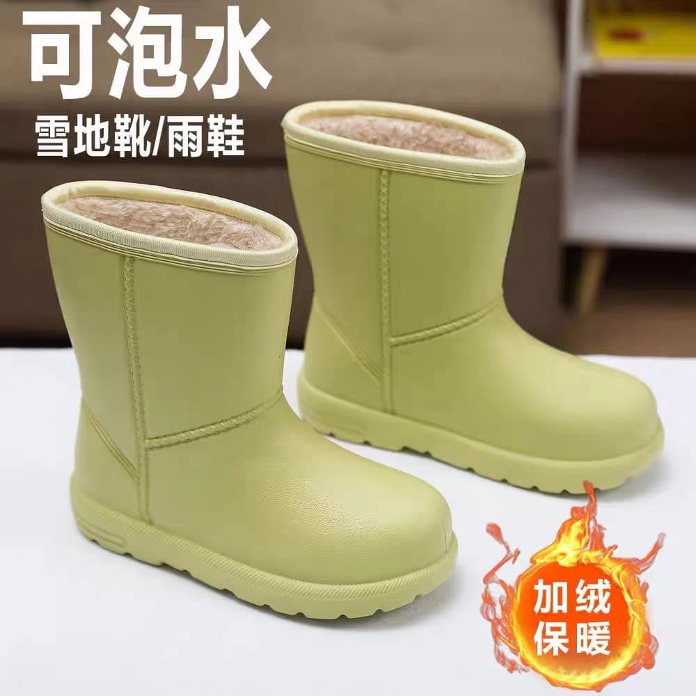 Plush waterproof snow boots for women, anti-slip, warm rain boots for adults, Korean version of EVA all-in-one shoes, kitchen laundry work shoes