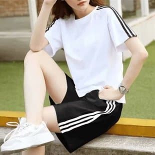 Chaolunbu Summer Two-Piece Set Loose Casual Short-Sleeve T-Shirt and Shorts Ins Three-Stripe Running Comfortable Sports Suit