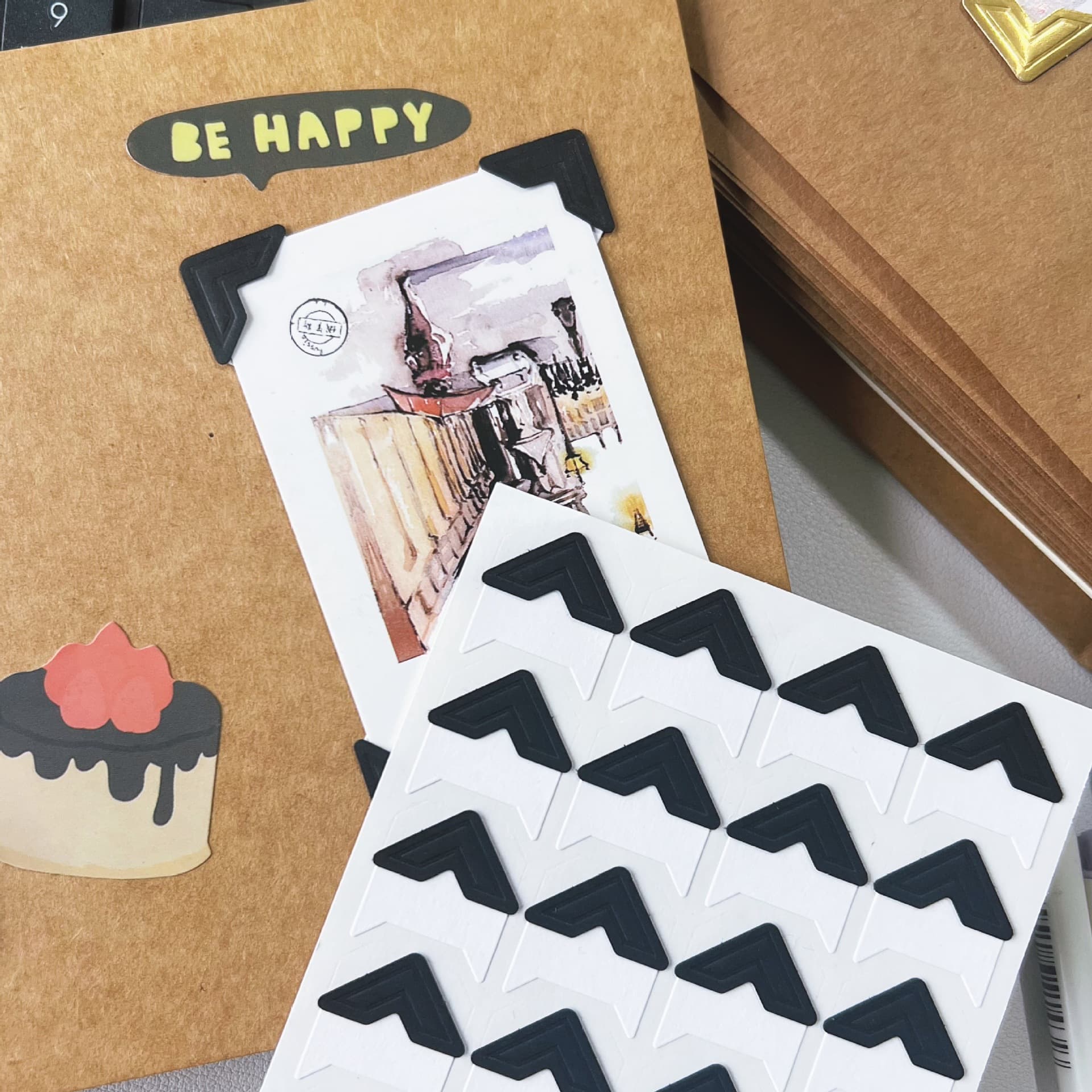 White Base Classic Retro Corner Stickers H-Shaped Photo Mounts, Factory Direct 24-Piece Kraft Paper Corner Stickers for DIY Photo Albums