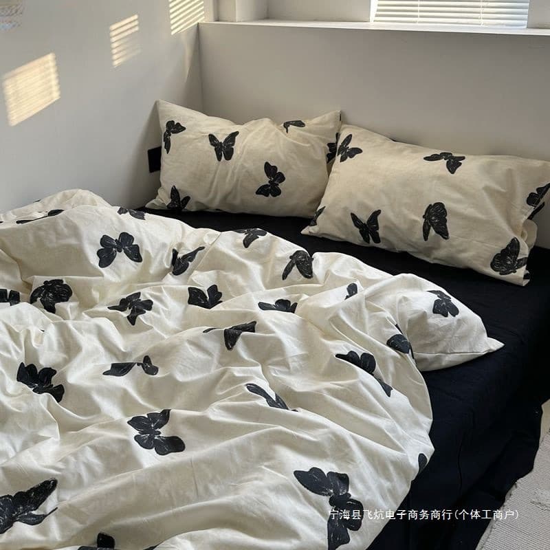 Ins American Retro Black Butterfly Duvet Cover Home Feel Bedding Four-Piece Set Sheet Dormitory Three-Piece Set
