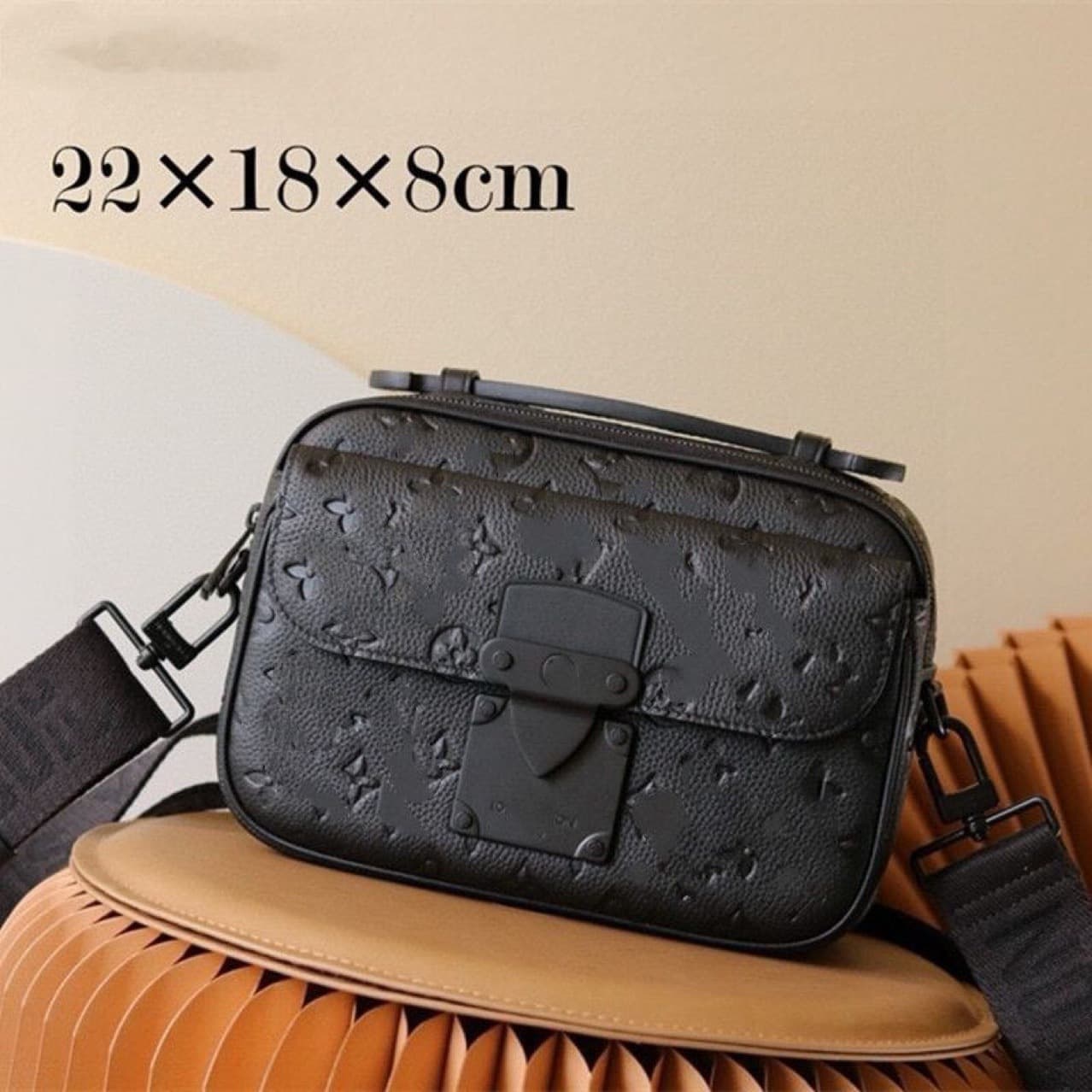 2025 Genuine Leather Men's Box Bag Flip Cover Bag Men's Shoulder Bag Crossbody Bag Vintage Style Portable