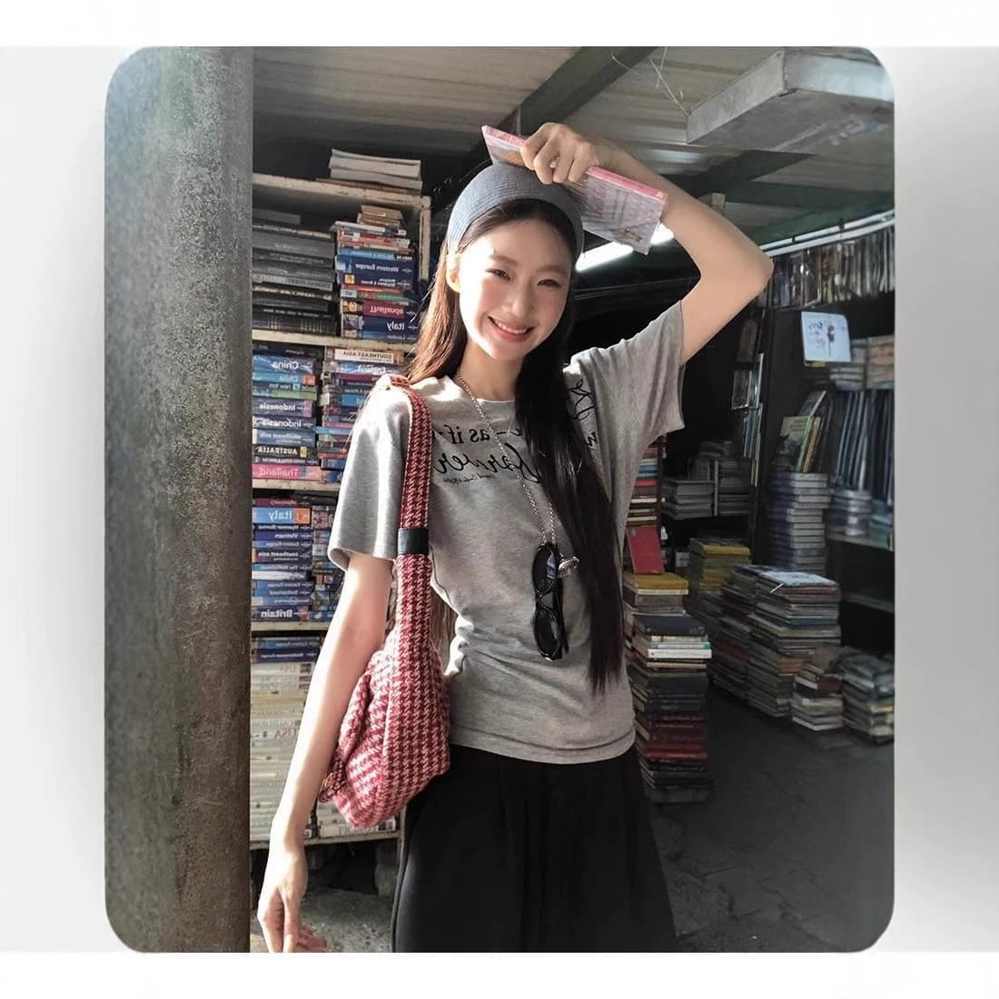 Letter Print Short Sleeve T-Shirt 2026 Summer New Slim Fit Waist-Cinching Korean Style Design Regular Shoulder Top for Women