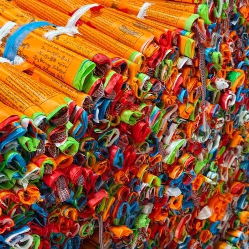 Tibetan prayer flags five-color flag Tibetan prayer flags cloth Lunda Fengma flag five-color flag Tibetan prayer flag ten in one