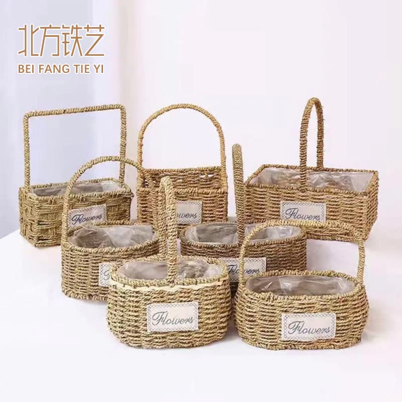 Handwoven Basket Flower Arrangement Bamboo Handheld Dried Flower Wickerwork Basket Pure Handcraft Grass Wicker Basket