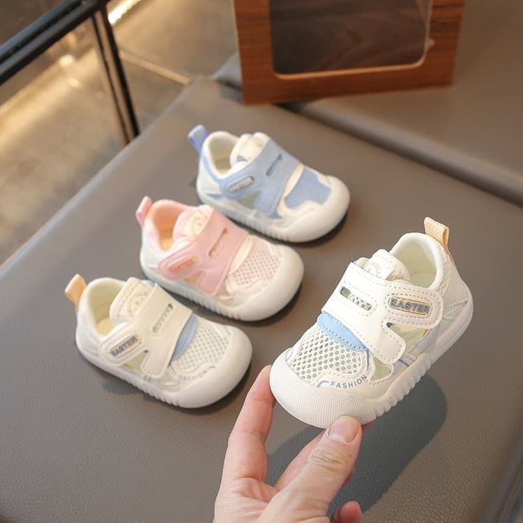 2025 Spring/Summer New Baby Walking Shoes, Versatile and Wearable, Soft Sole Breathable Mesh Shoes for Baby Girls