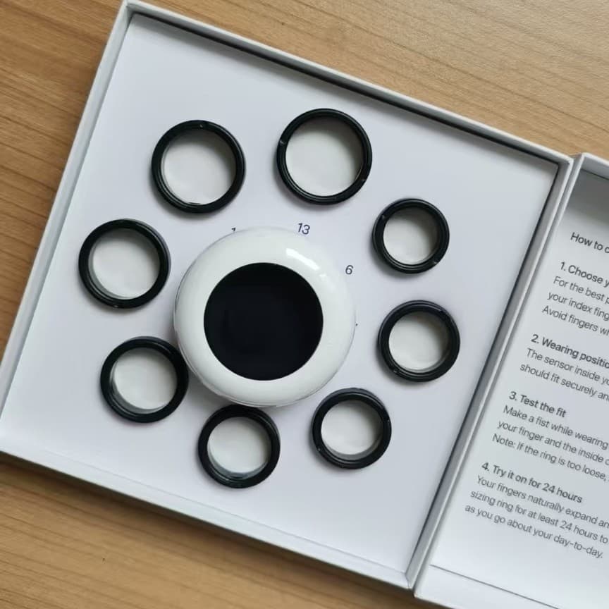 Smart ring charging case, charging cable, various styles of high-end, high-precision rings and bands.