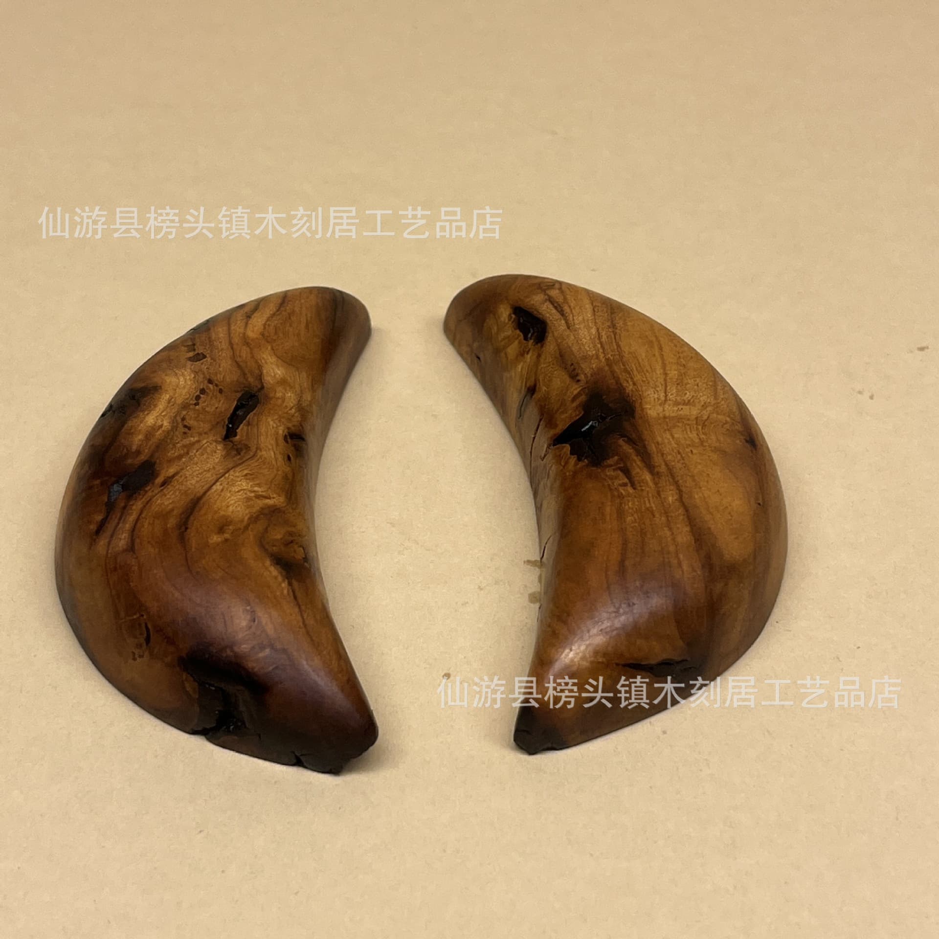 Thunderstruck Jujube Wood Sacred Cup Yin Yang Fish Jiaobei Fengbei Xinbei Yin Yang Cup Crescent Bo Cup Gongbei Solid Wood Minnan Throwing Jiaobei