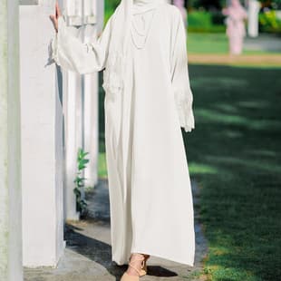 M189# Malaysia Hot Selling 7 Colors In Stock Women's Dress, Lace Trim Stitching, Extra Long Sleeve, Includes Headscarf