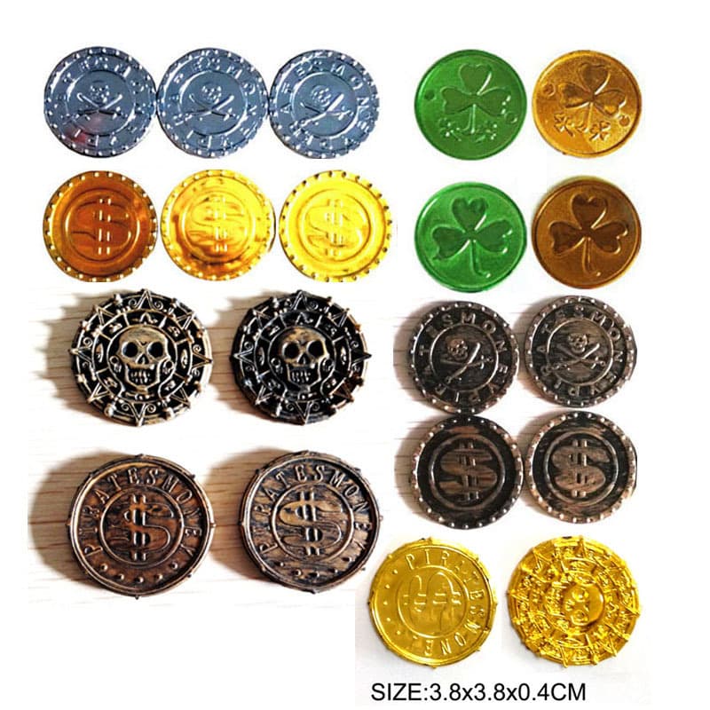 Plastic pirate gold coins treasure chest prop coins Halloween skull ancient coins cross-border clover coins wholesale