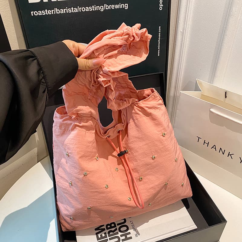 Korean style small fresh niche casual personality beautiful 2024 summer fashion bucket student portable tote cross-body bag