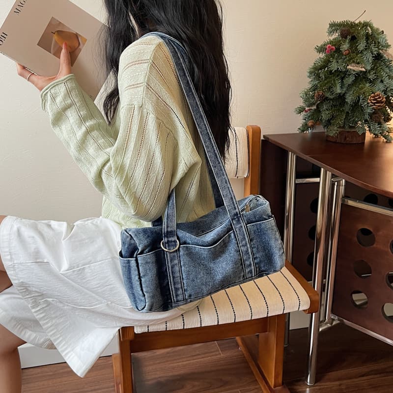 Denim bag women's large capacity 2026 new fashion shoulder armpit bag high-end casual commuter handbag