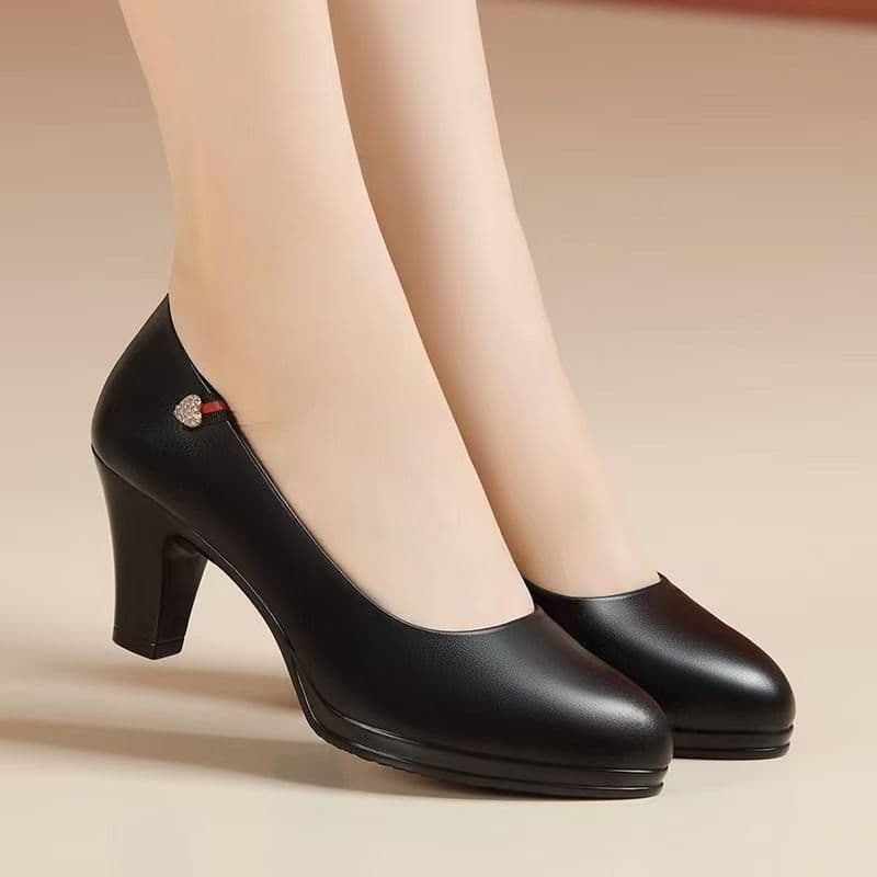 2024 Spring/Autumn Women's Formal Leather High Heel Work Shoes Black Professional Flight Attendant Shoes Versatile Women's Shoes