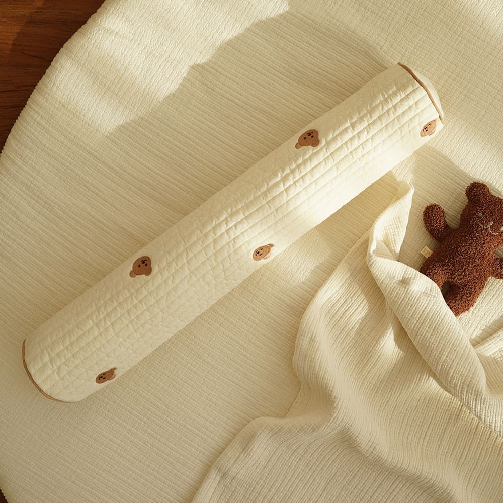 Korean-style embroidered baby leg-pinching pillow, multi-functional cylindrical pillow, removable and washable, baby anti-collision backrest pillow, children's bolster pillow.