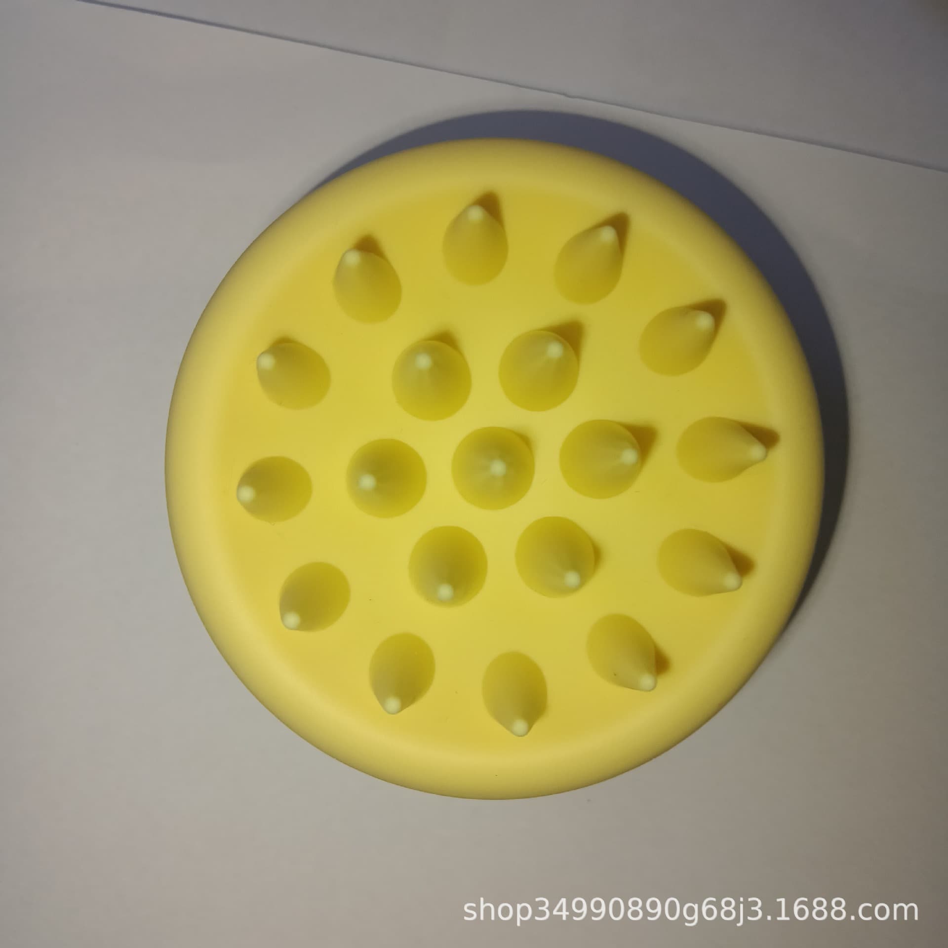 Silicone Shampoo Brush Scalp Cleanser Comb Anti-Itch Dandruff Remover Massage Brush Hair Washing Brush