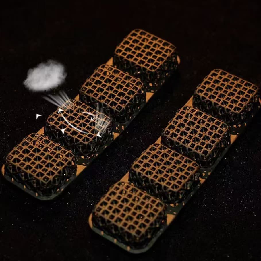 Tactical vest polymer elastic breathable lining waterproof and high temperature resistant buffer shoulder straps 3D printed buffer protection