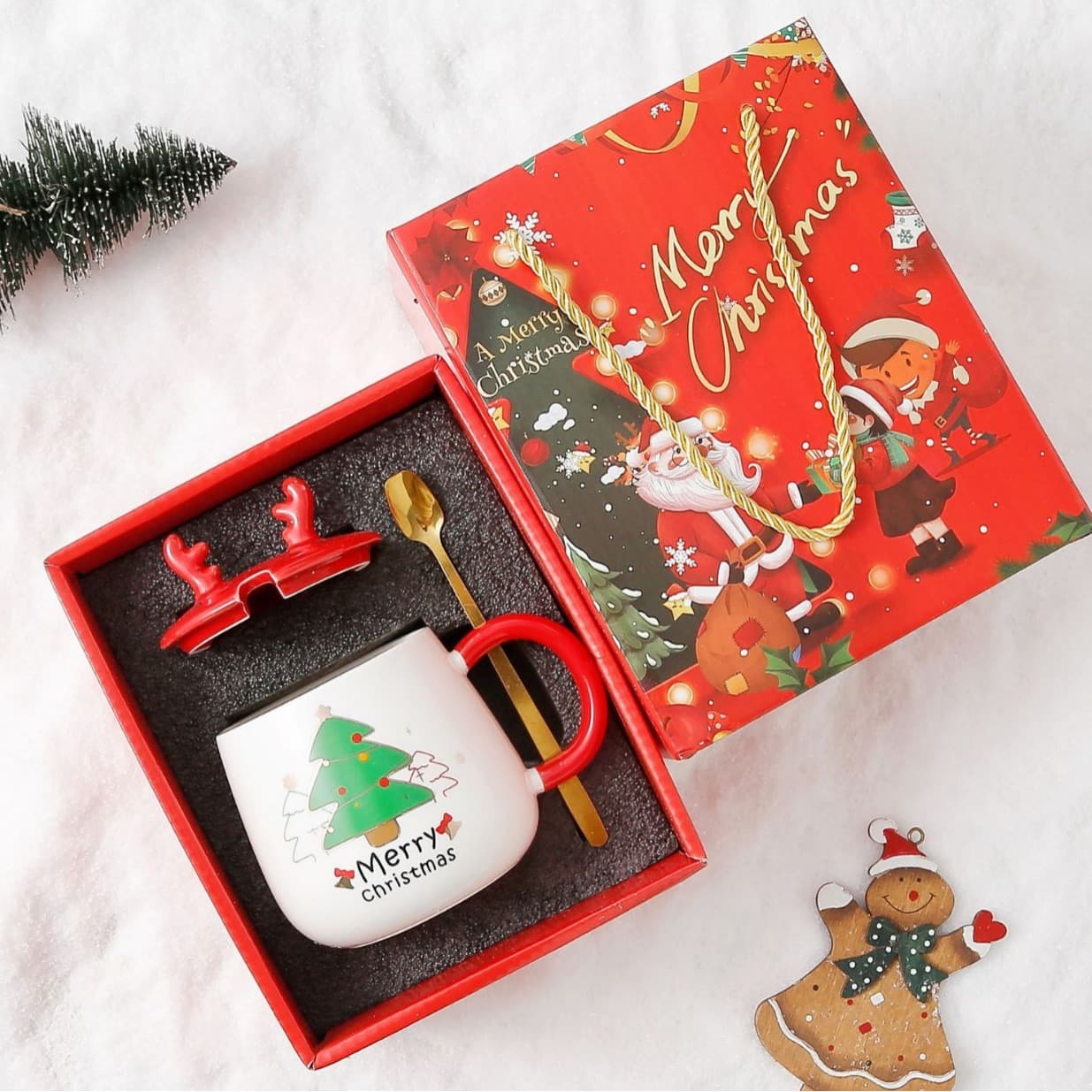 Christmas Ceramic Mug with Reindeer Lid Creative Gift Water Cup Christmas Coffee Cup Souvenir Printed Cup