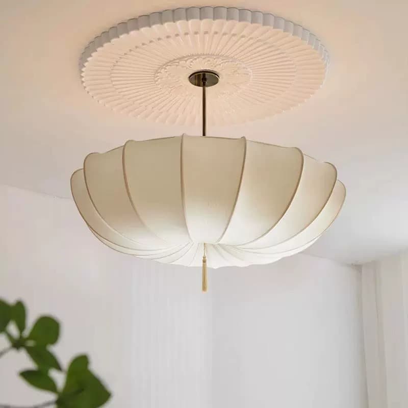 Scandinavian French Cream Style Bedroom Chandelier Japanese Style Medieval Vintage Restaurant Living Room Warm Master Bedroom Fabric Lamp