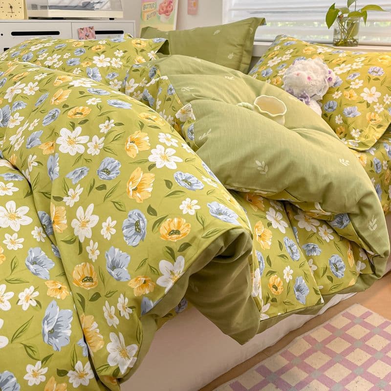 INS style four-piece student three-piece bedding set, 0.9 fitted sheet, 60 thread count pure cotton cartoon duvet cover, dropshipping available.
