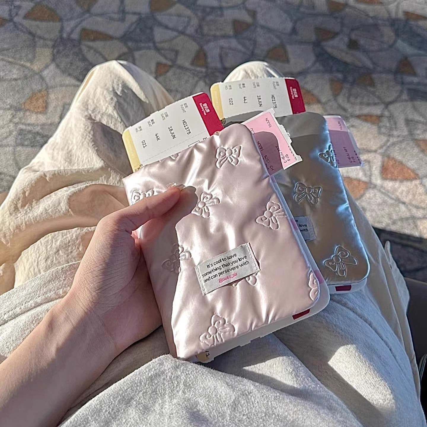 Korean-style Girl Pink Cross-border Hot-selling Butterfly Embroidery Passport Cover Luxury Satin Passport Holder Travel Document Bag Wholesale
