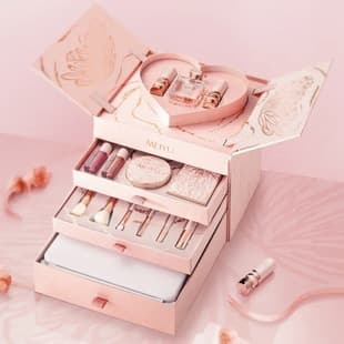 Meiyu Blooming Makeup New Christmas Gift for Girls Birthday Gift Cosmetics Lipstick Full Set Beauty Gift Box