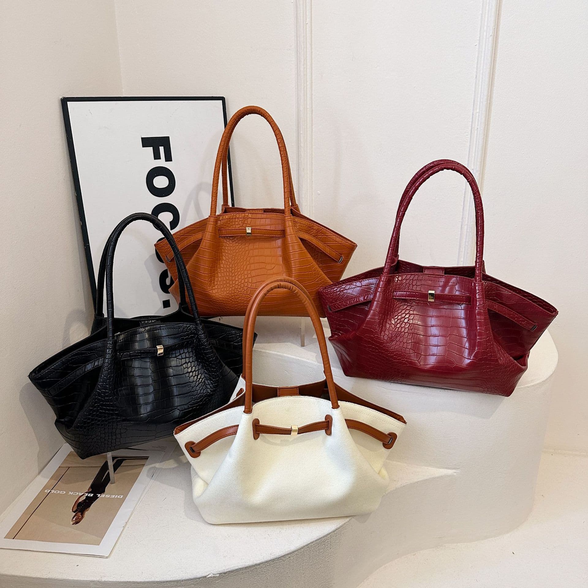 Demellier Large Capacity Tote Bag Women's Folded Crocodile Pattern Underarm Single Shoulder Bag Fashionable Cross-Border Style PU Material Daily Match