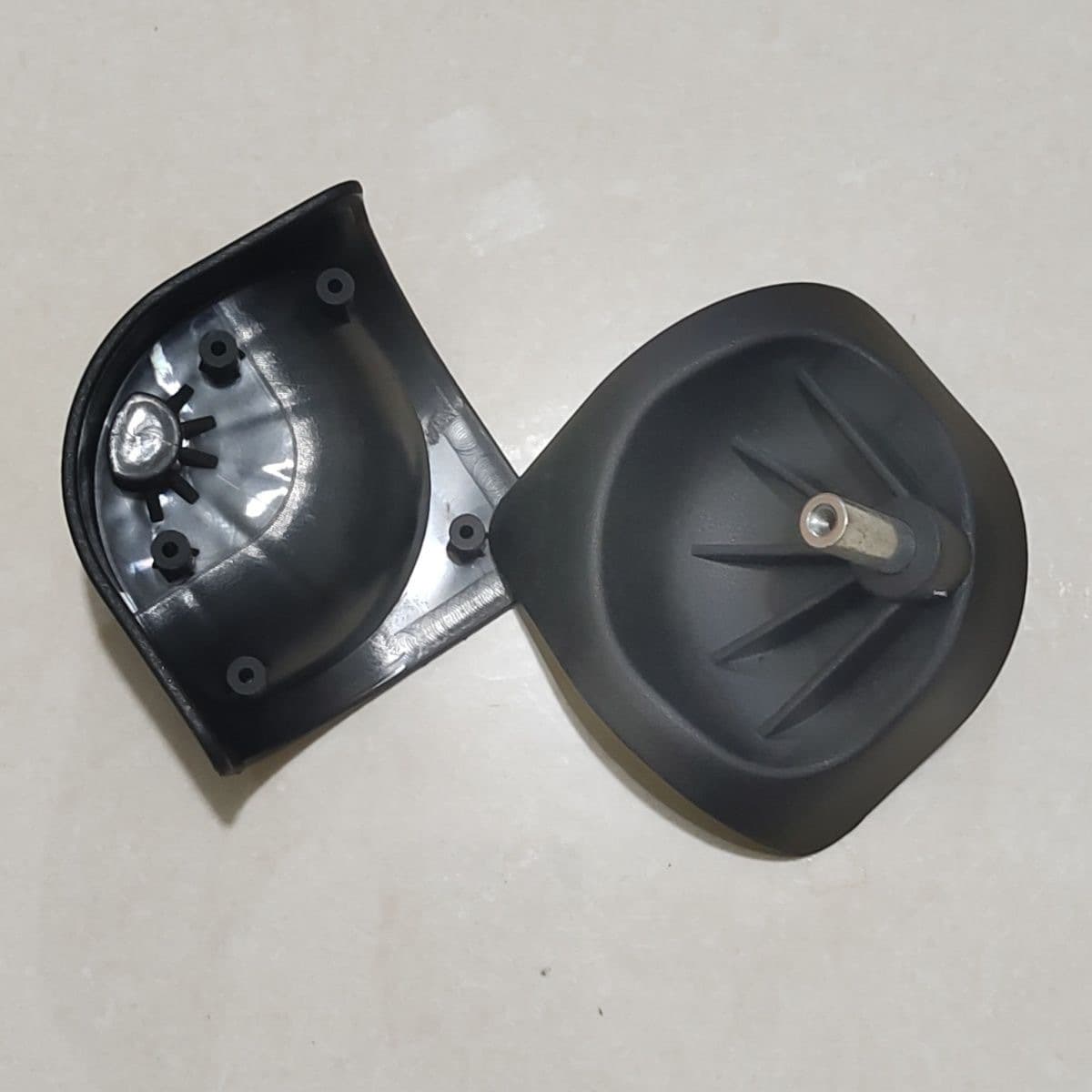 Compatible with Rimowa wheels, Rimowa base, Rimowa suitcase repair parts, universal wheels and wheel hubs