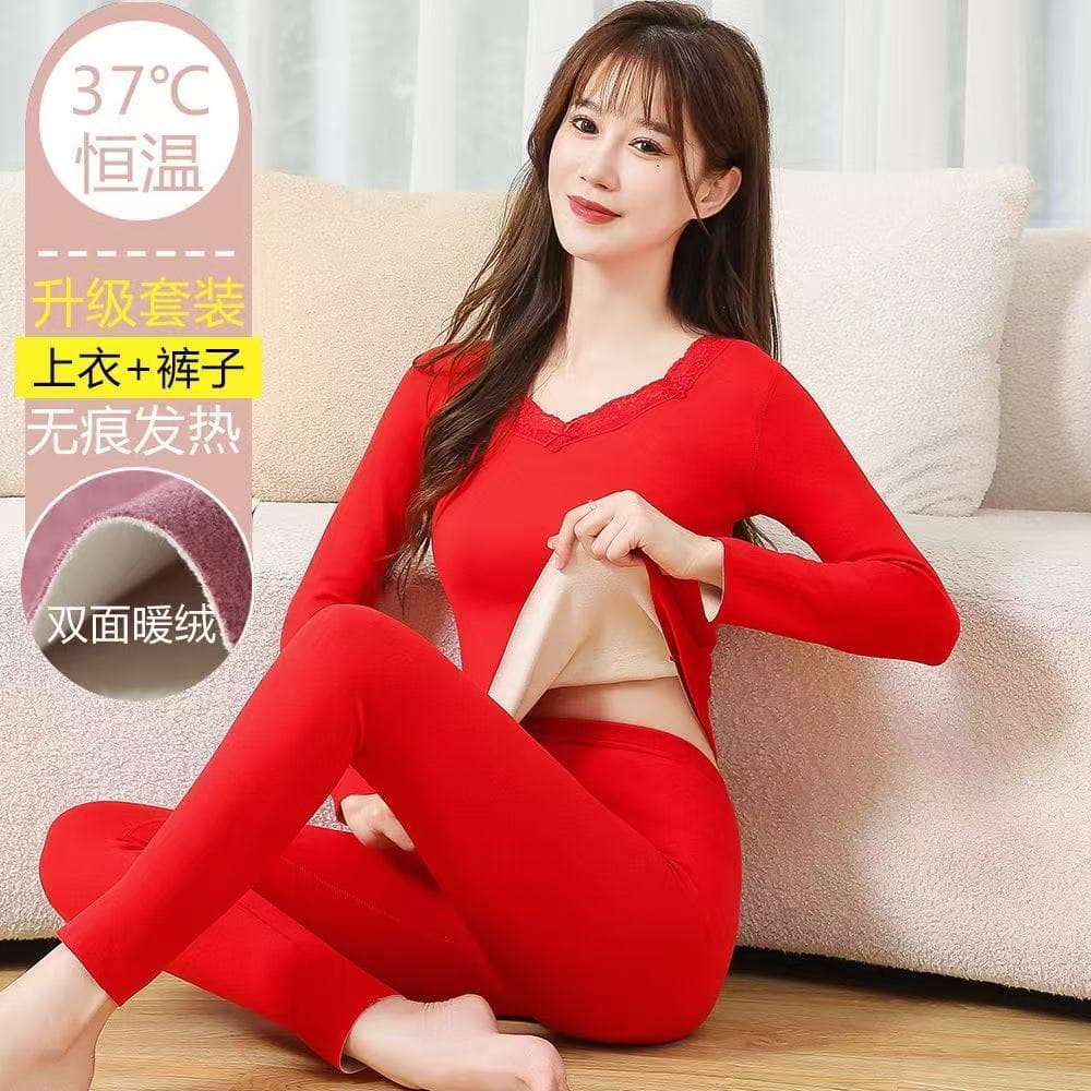 Seamless thermal underwear for women, fleece-lined, perfect for those born in the Year of the Horse, a red base layer for winter.