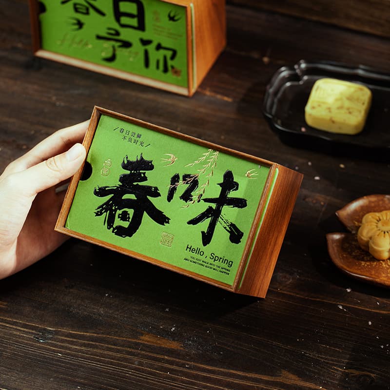 2026 Chinese style snowflake candy creative gift box baking biscuit packaging box bread pastry wooden box empty box packaging