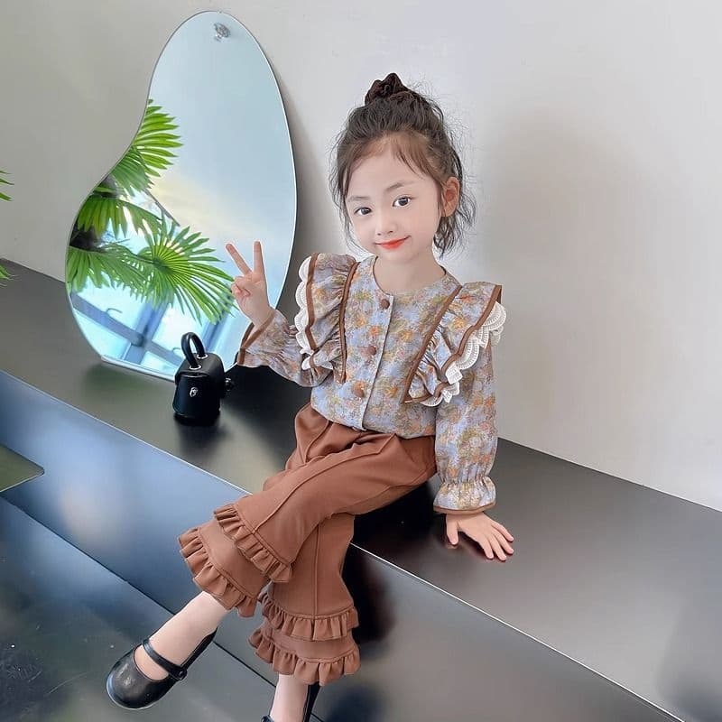 Girls Autumn Clothing Set 2026 New Baby Girl Fashionable Shirt Tops Children's Fashionable Spring and Autumn Pants Two-piece Set